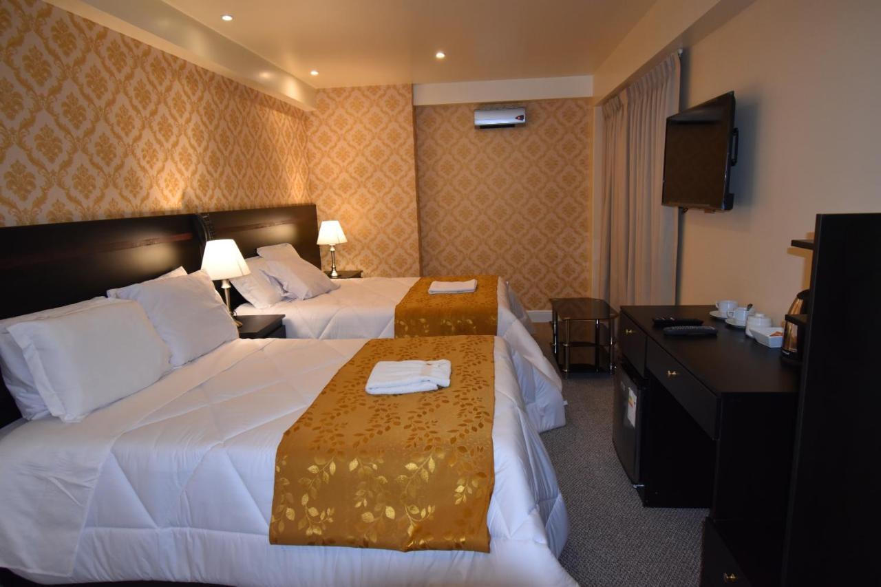 Deluxe Twin Room with Two Double Beds,972206401:JPEG